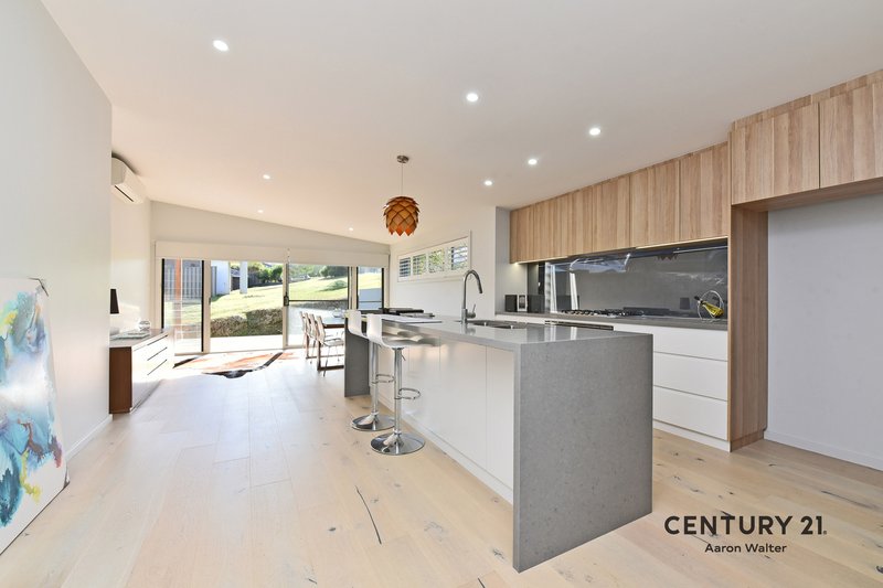 Photo - 2 Devocean Place, Cameron Park NSW 2285 - Image 5