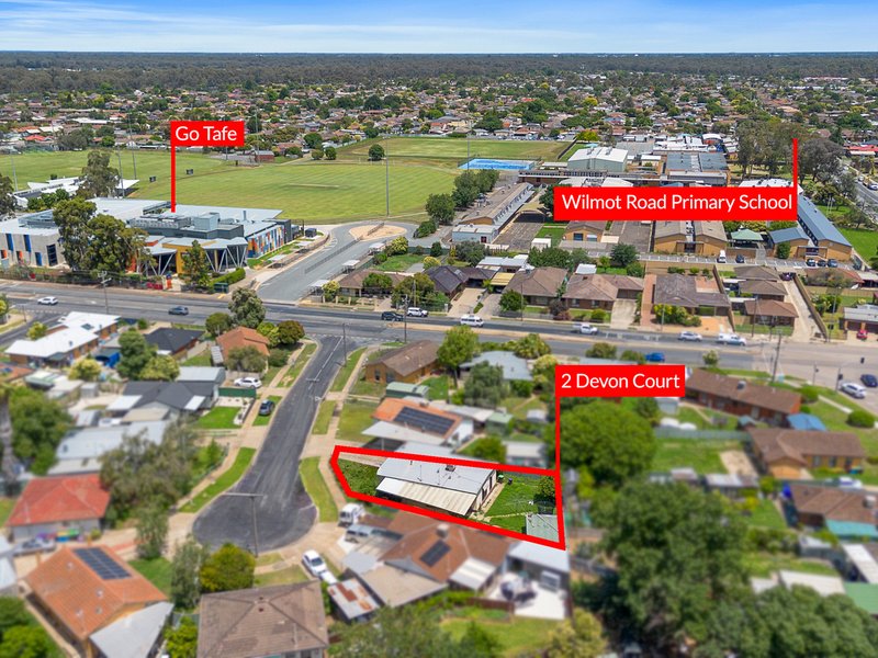 Photo - 2 Devon Court, Shepparton VIC 3630 - Image 2