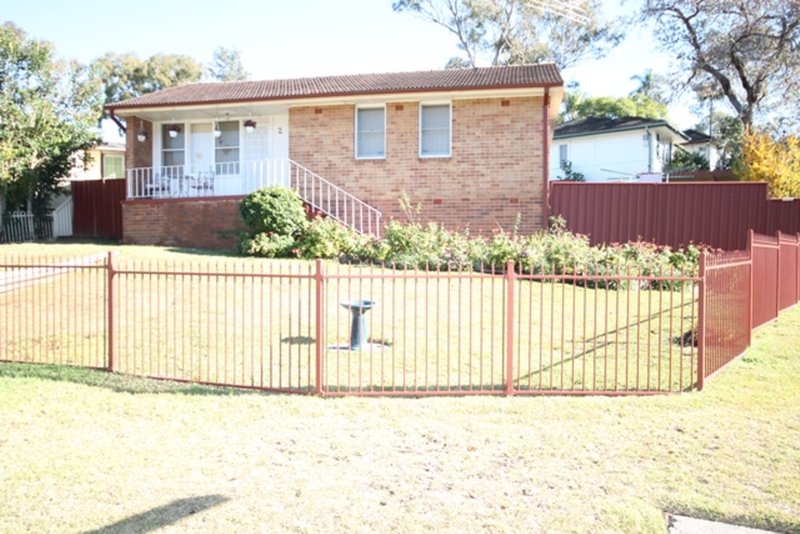 2 Devon Pl , Busby NSW 2168