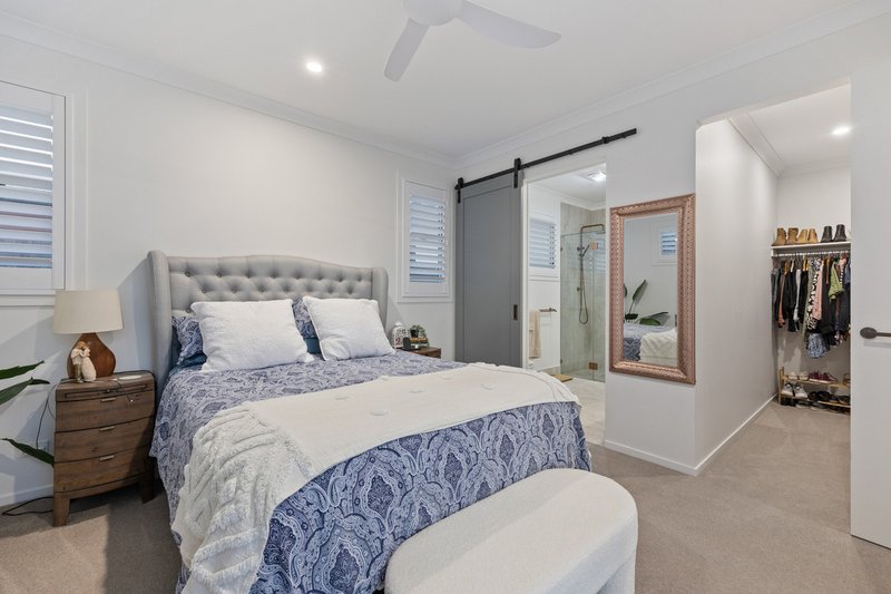 Photo - 2 Devonstone Street, Cleveland QLD 4163 - Image 9