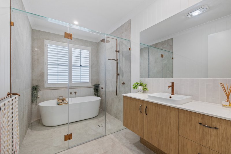 Photo - 2 Devonstone Street, Cleveland QLD 4163 - Image 14