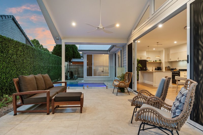 Photo - 2 Devonstone Street, Cleveland QLD 4163 - Image 19