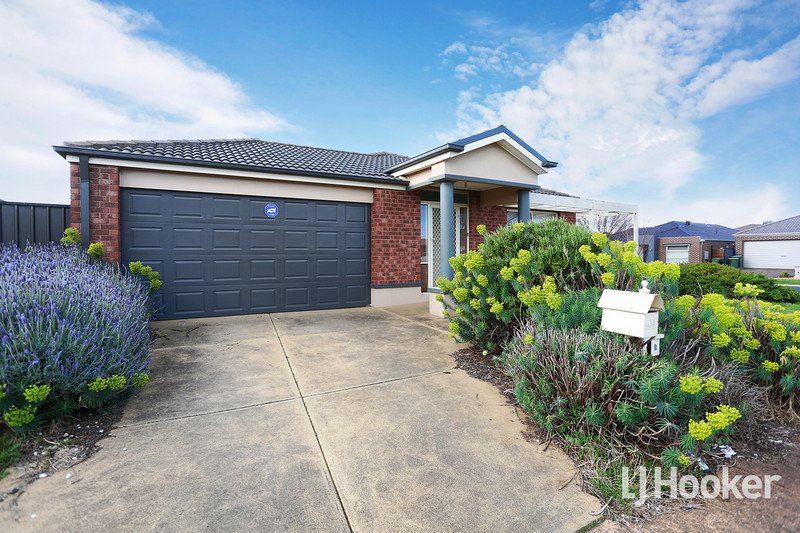 2 Dexter Grove, Point Cook VIC 3030