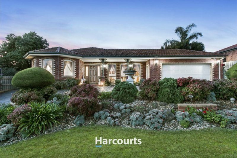 Photo - 2 Dianthus Court, Narre Warren South VIC 3805 - Image