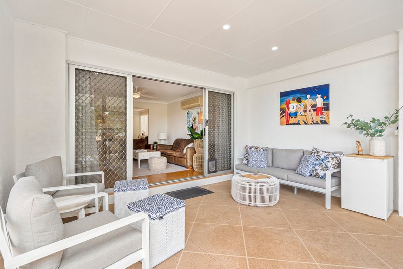 Photo - 2 Dilgara Street, Tugun QLD 4224 - Image 3