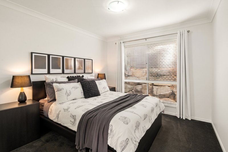 Photo - 2 Dimbulah Court, Albany Creek QLD 4035 - Image 13