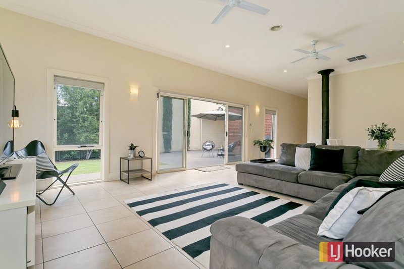 2 Dinwoodie Avenue, Clarence Gardens SA 5039