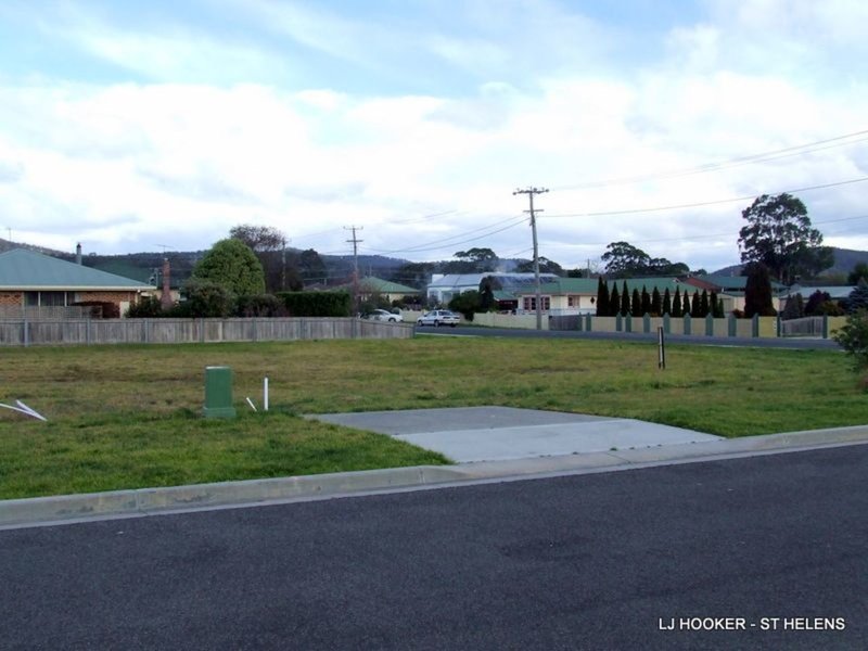 Photo - 2 Doepel Place, St Helens TAS 7216 - Image 2