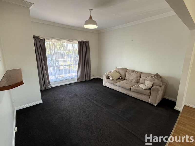 Photo - 2 Dollar Avenue, Horsham VIC 3400 - Image 2