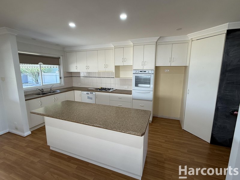 Photo - 2 Dollar Avenue, Horsham VIC 3400 - Image 5