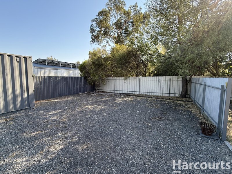 Photo - 2 Dollar Avenue, Horsham VIC 3400 - Image 16