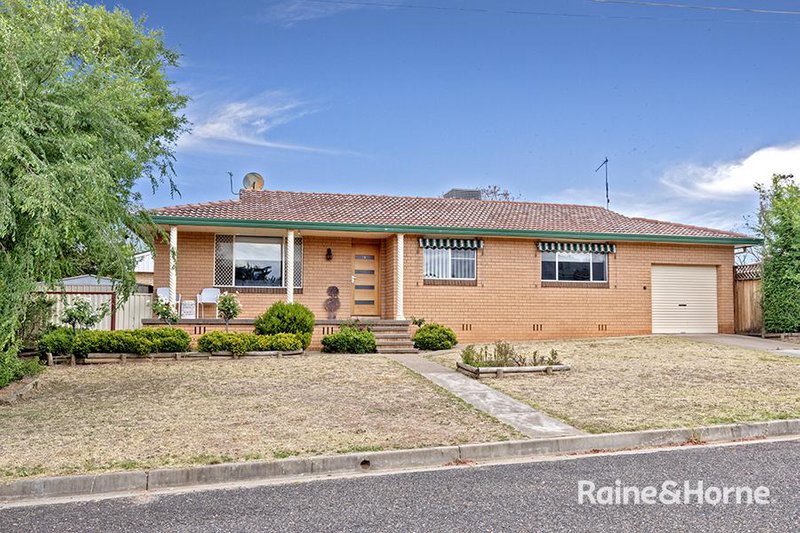 2 Doonba Street, Tamworth NSW 2340