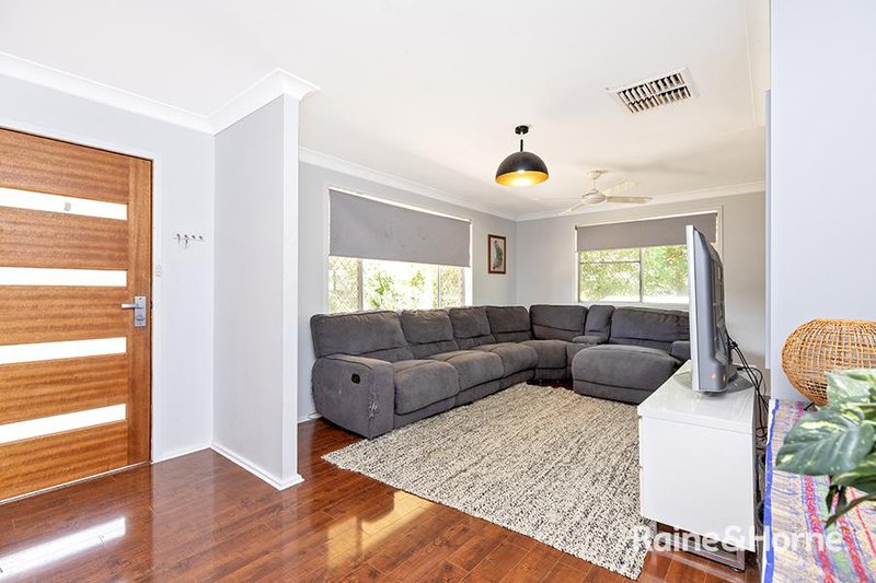 Photo - 2 Doonba Street, Tamworth NSW 2340 - Image 2