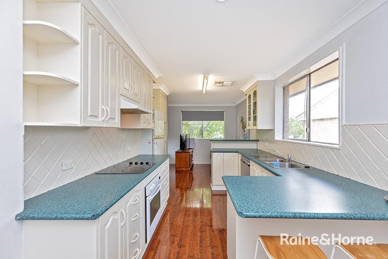 Photo - 2 Doonba Street, Tamworth NSW 2340 - Image 4