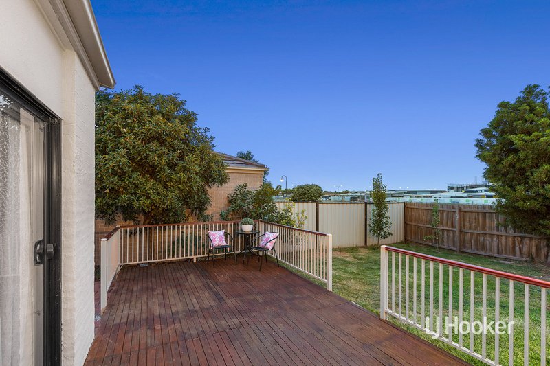 Photo - 2 Dorrington Street, Point Cook VIC 3030 - Image 19