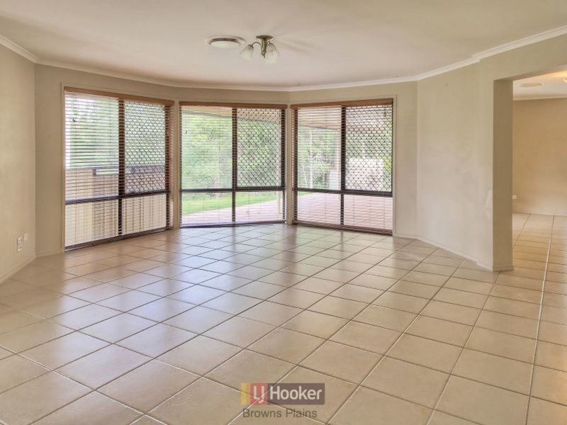 Photo - 2 Dorset Close, Greenbank QLD 4124 - Image 2