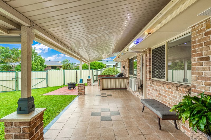 Photo - 2 Dory Court, Sandstone Point QLD 4511 - Image 12