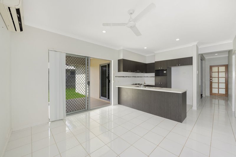 Photo - 2 Doyles Circuit, Kelso QLD 4815 - Image 4