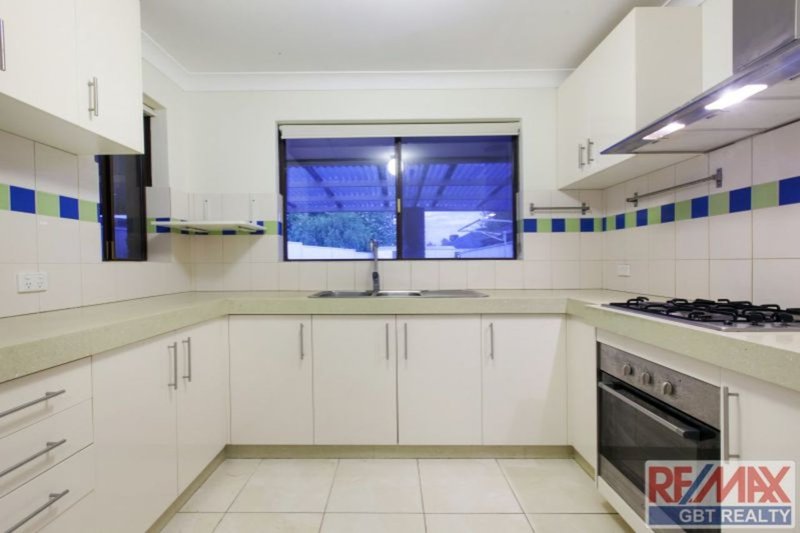 Photo - 2 Dreyfus Place, Dianella WA 6059 - Image 7