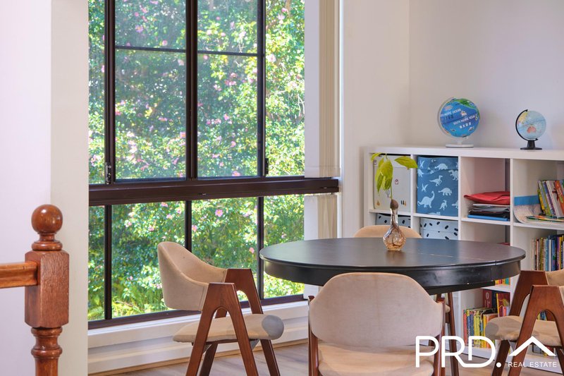 Photo - 2 Drysdale Avenue, Picnic Point NSW 2213 - Image 4