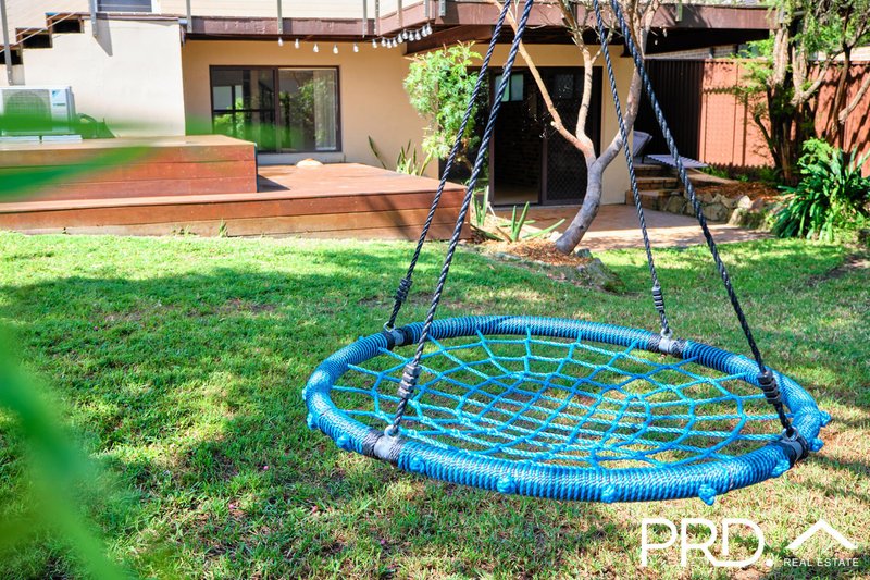 Photo - 2 Drysdale Avenue, Picnic Point NSW 2213 - Image 14