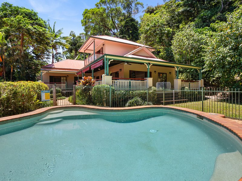 2 Duane Close, Brinsmead QLD 4870