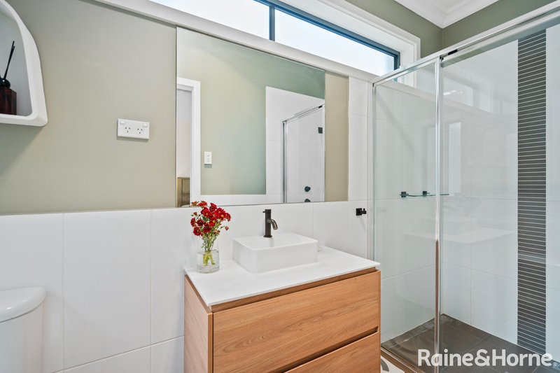 Photo - 2 Duchess Court, Mount Barker SA 5251 - Image 5