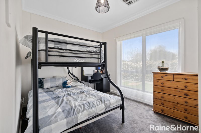 Photo - 2 Duchess Court, Mount Barker SA 5251 - Image 10