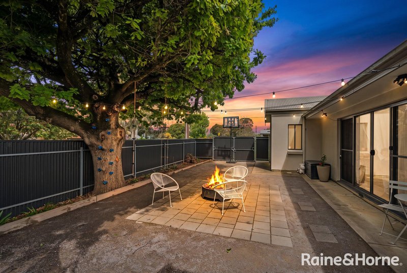Photo - 2 Duchess Court, Mount Barker SA 5251 - Image 20