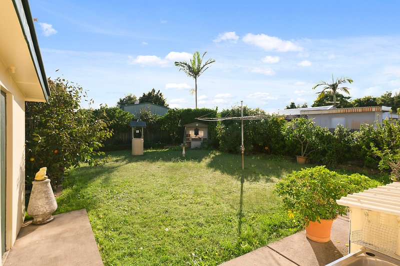 Photo - 2 Duncan Street, The Entrance NSW 2261 - Image 2