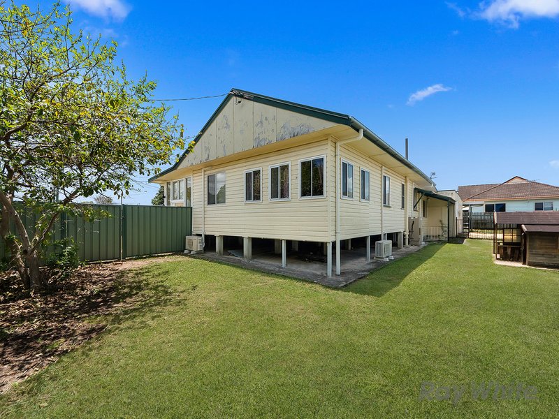 2 Dunne Street, Brighton QLD 4017