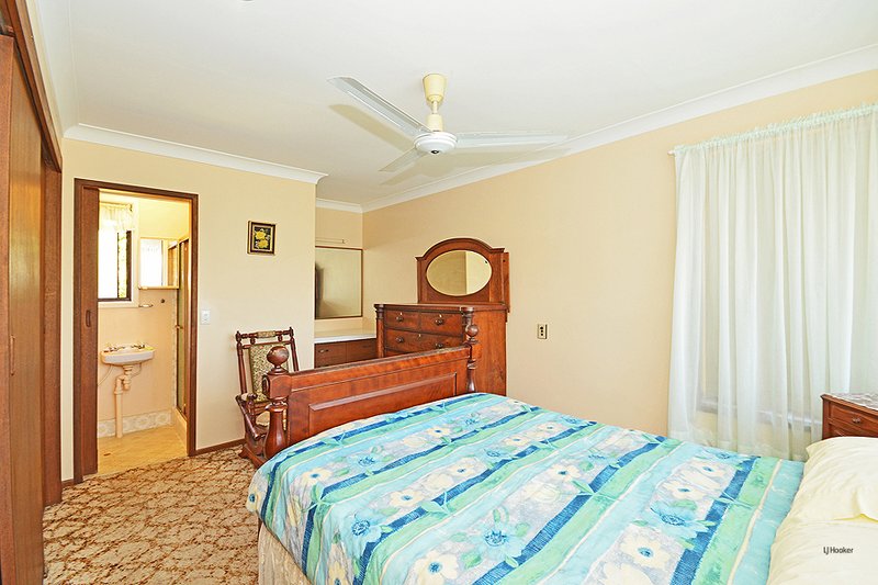 Photo - 2 Durigan Place, Banora Point NSW 2486 - Image 10