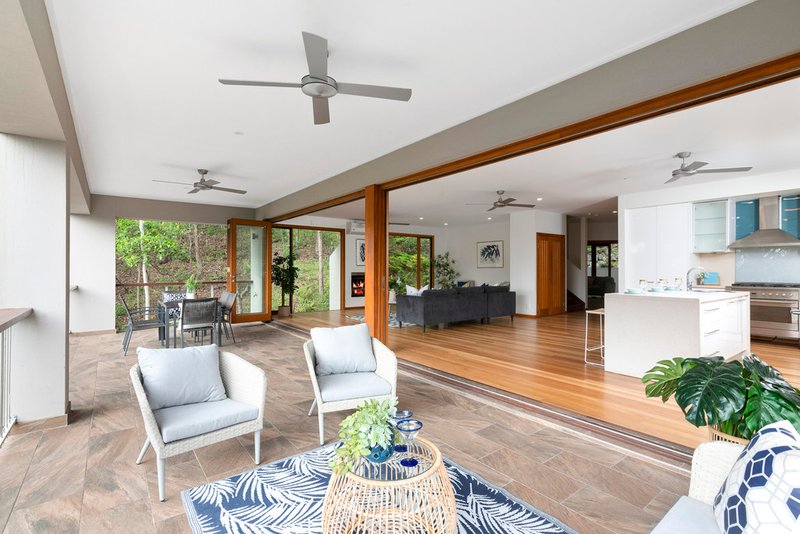 Photo - 2 Duringan Street, Currumbin QLD 4223 - Image 2