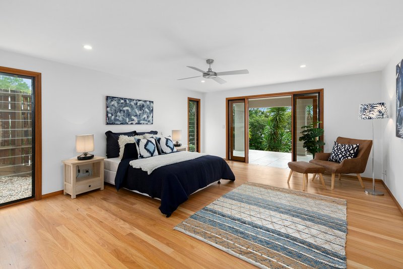 Photo - 2 Duringan Street, Currumbin QLD 4223 - Image 23