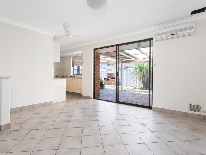 Photo - 2 Durras Place, South Lake WA 6164 - Image 6