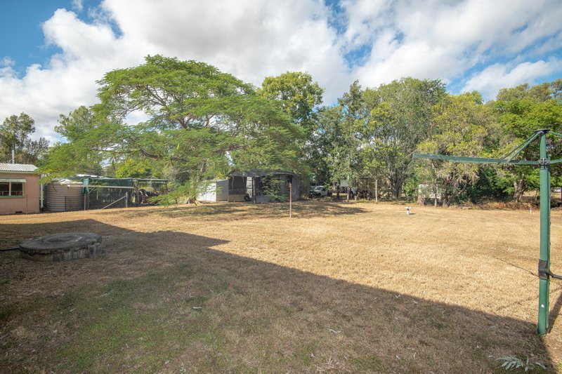 Photo - 2 East Street, Wowan QLD 4702 - Image 16