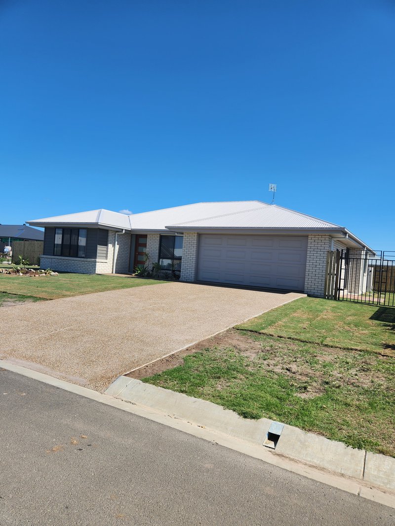 2 Eastminster Street, Eli Waters QLD 4655