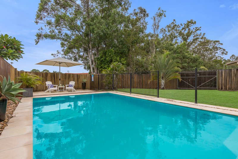 Photo - 2 Ebony Court, Bray Park QLD 4500 - Image 2