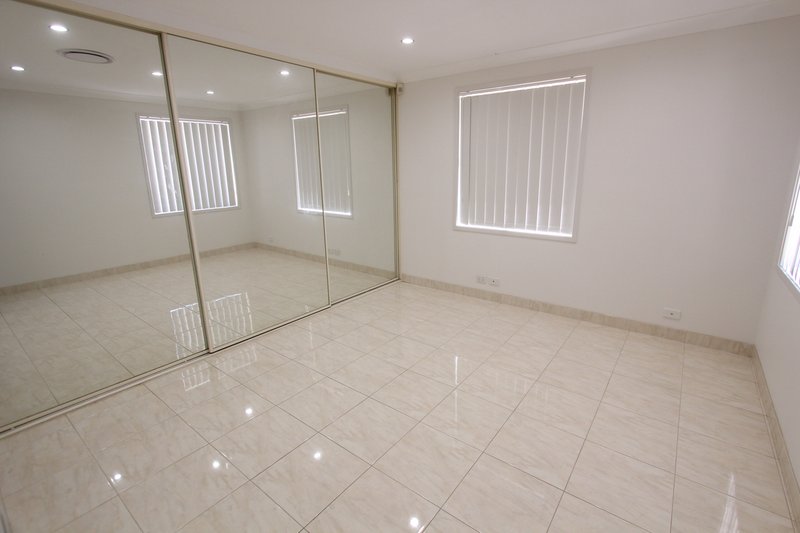 Photo - 2 Eden Place, Prestons NSW 2170 - Image 6