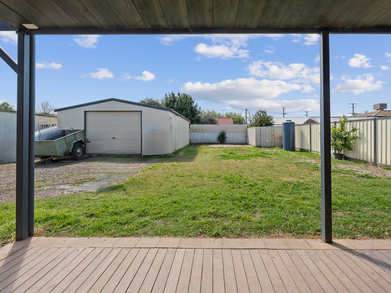 Photo - 2 Edward Street, Benalla VIC 3672 - Image 11