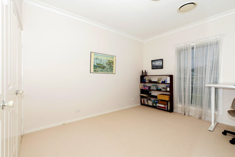 Photo - 2 Edward Street, Fennell Bay NSW 2283 - Image 14