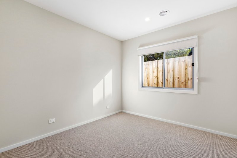 Photo - 2 Edwards Point Road, St Leonards VIC 3223 - Image 5