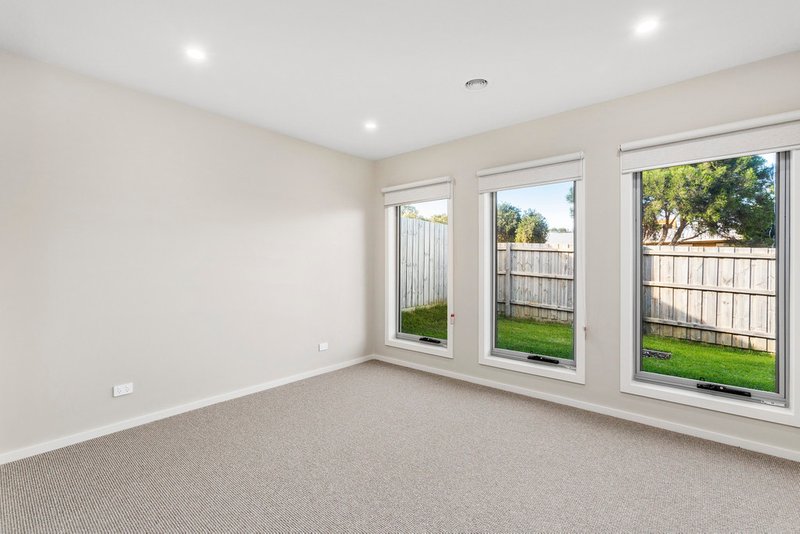 Photo - 2 Edwards Point Road, St Leonards VIC 3223 - Image 8