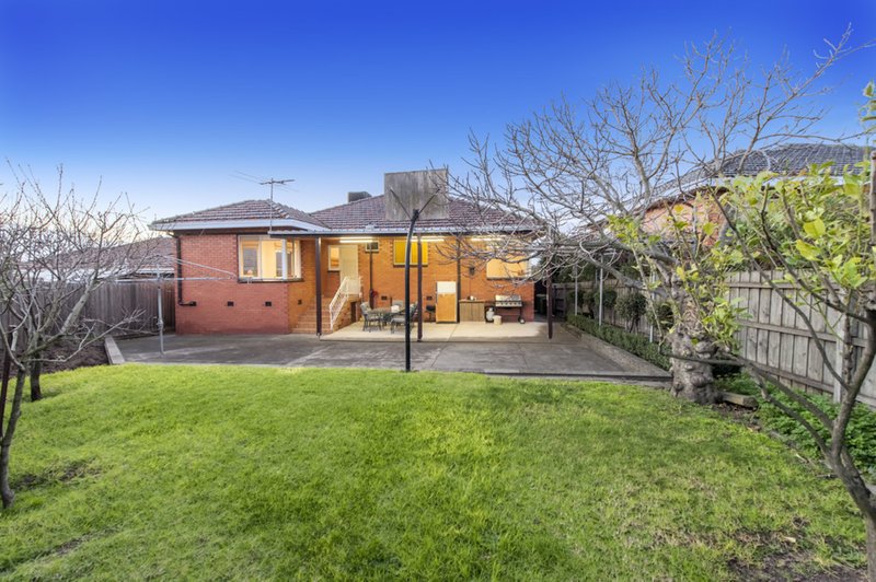 Photo - 2 Eggleton Court, Preston VIC 3072 - Image 9