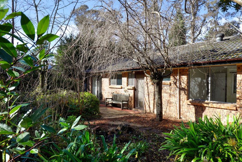 Photo - 2 Egmont Road, Medlow Bath NSW 2780 - Image 8