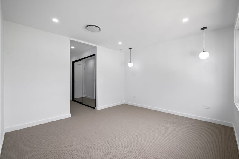 Photo - 2 Eighteenth Avenue, Austral NSW 2179 - Image 10