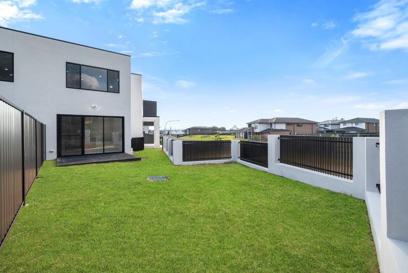 Photo - 2 Eighteenth Avenue, Austral NSW 2179 - Image 13