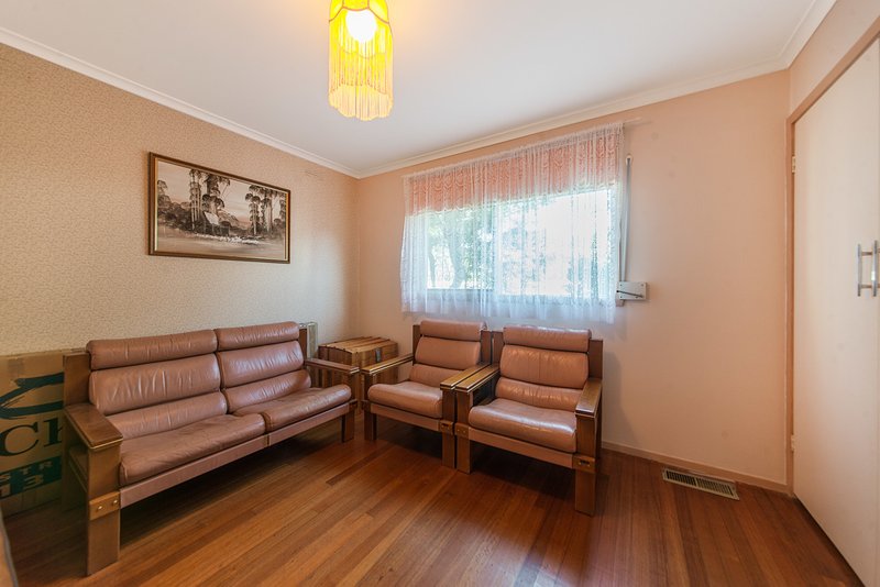 Photo - 2 Eildon Drive, Keysborough VIC 3173 - Image 12