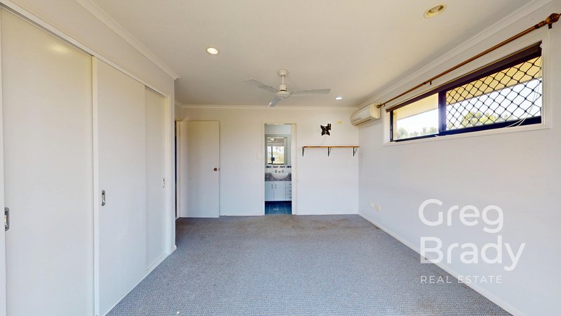 Photo - 2 Eileen Street, Walkerston QLD 4751 - Image 11
