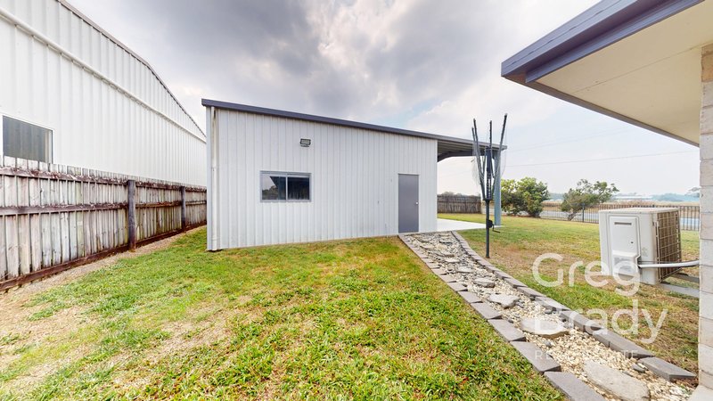 Photo - 2 Eileen Street, Walkerston QLD 4751 - Image 24